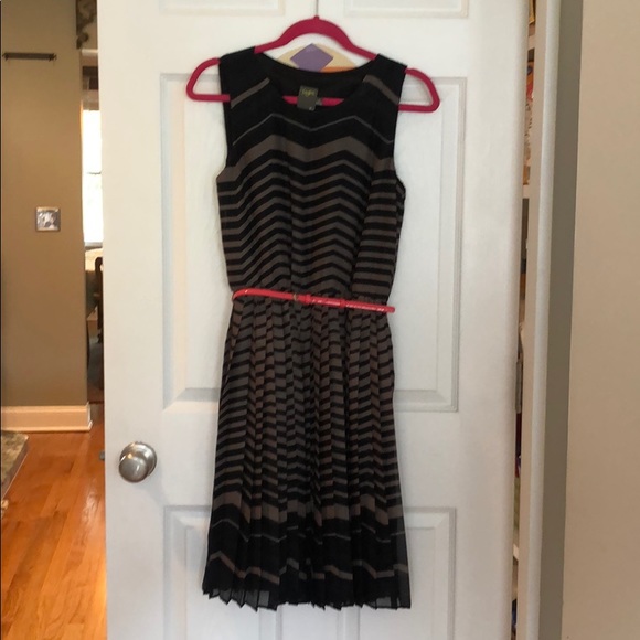 black dress with pink belt